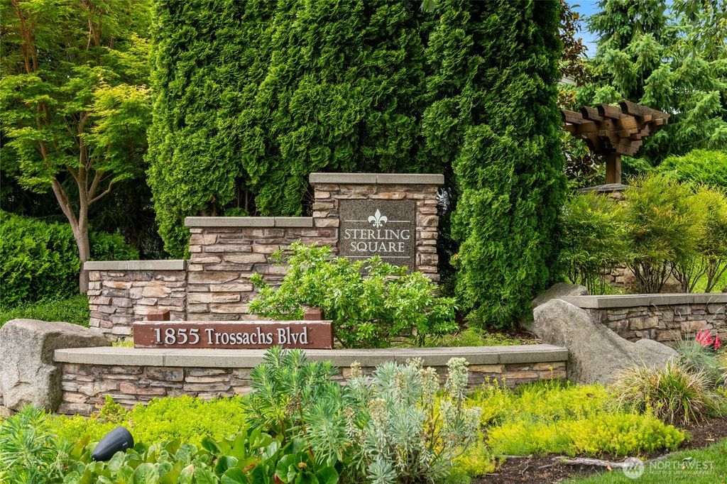 Photo of 1855 Trossachs Blvd SE #2002, Sammamish, WA 98075 (MLS # 2394228)