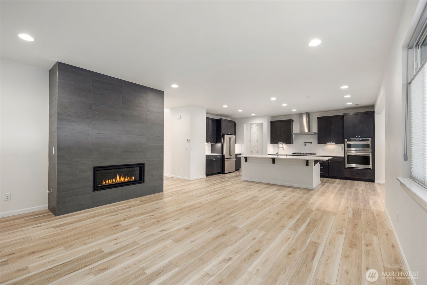 12619 176th Street E