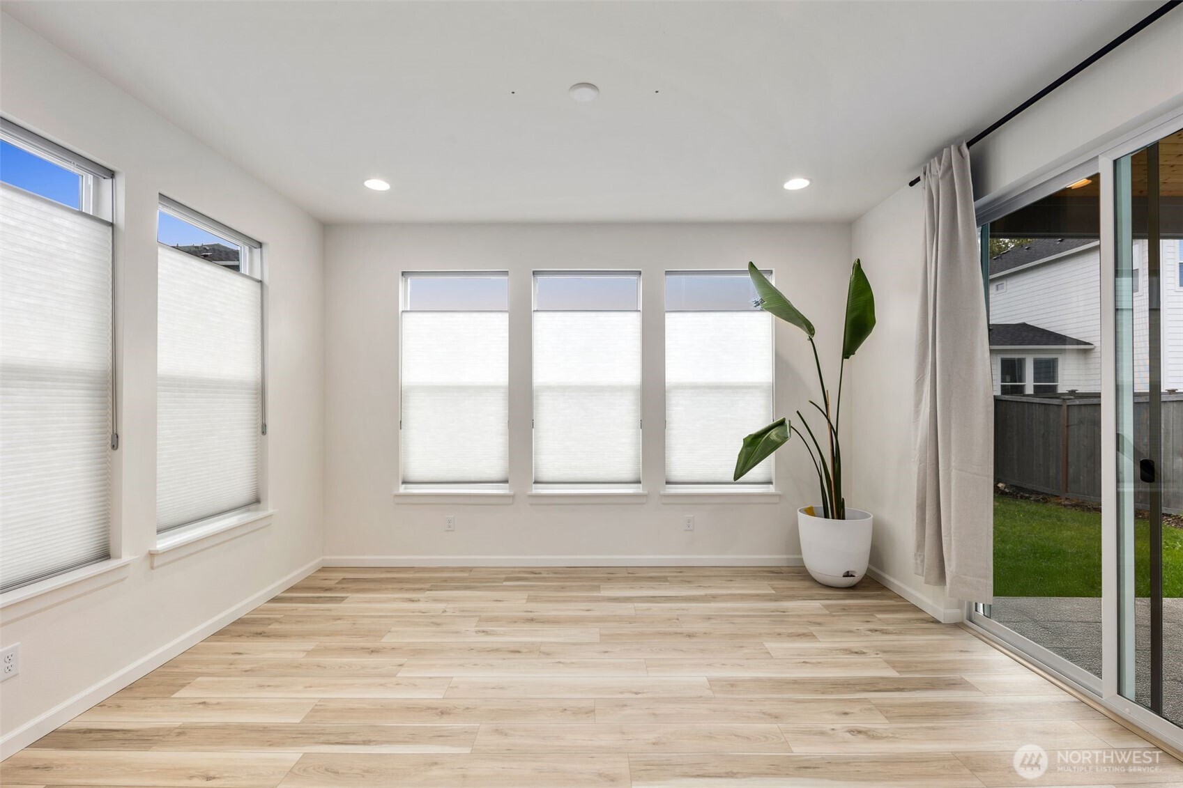 12619 176th Street E