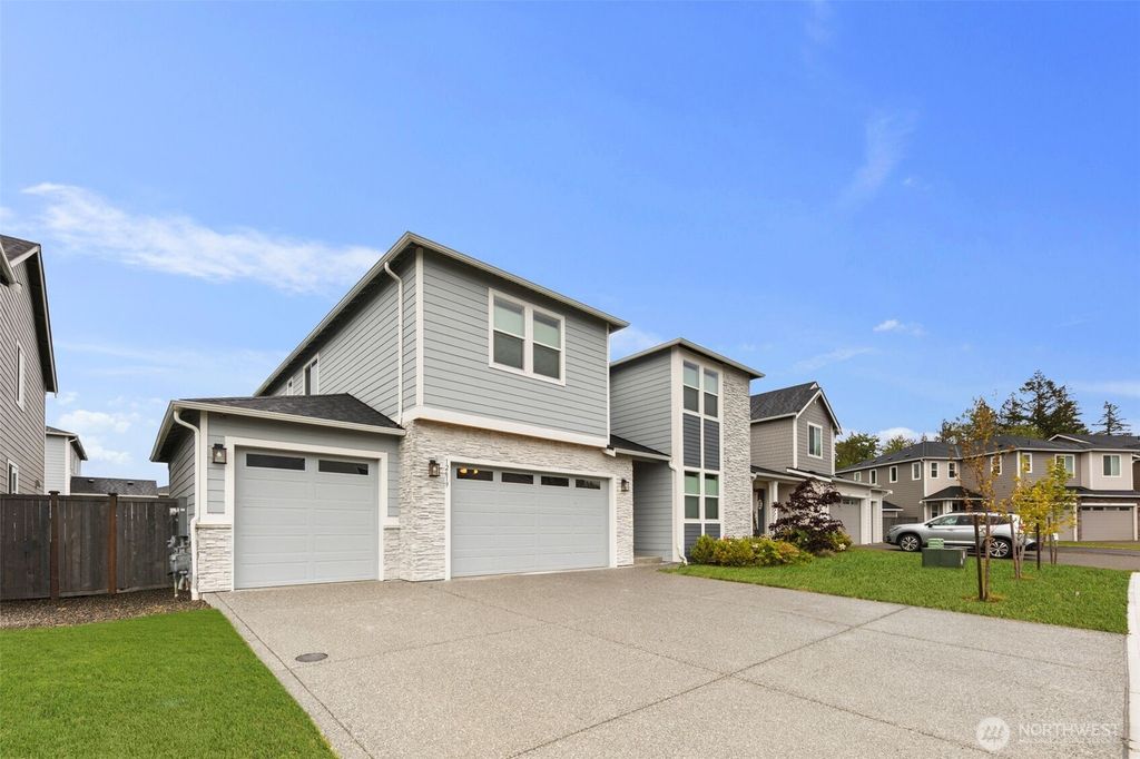 Photo of 12619 176th Street E, Puyallup, WA 98374 (MLS # 2465861)