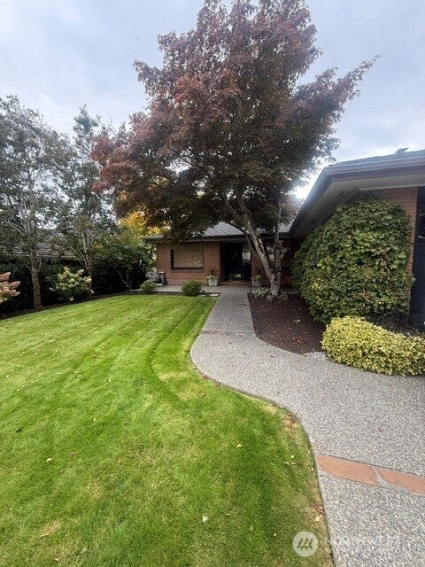 Photo of 2649 West Viewmont Way W, Seattle, WA 98199 (MLS # 2588573)