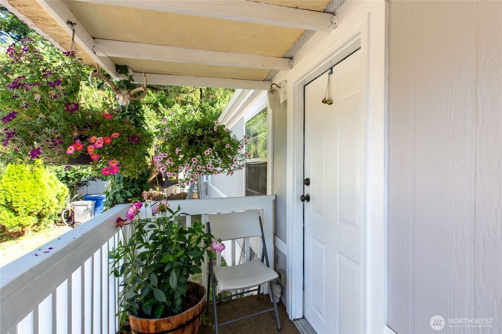 Photo of 3105 SE M Street SE #34, Auburn, WA 98002 (MLS # 2432786)