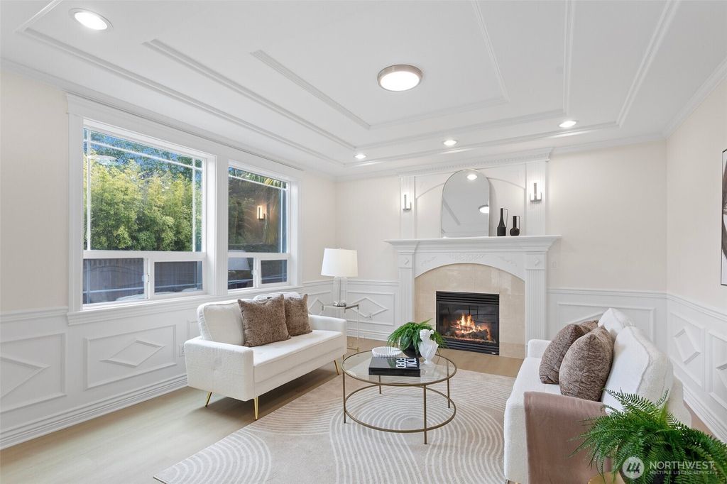 Photo of 15006 Old Manor Way, Lynnwood, WA 98087 (MLS # 2395219)