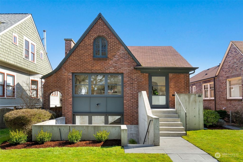 Photo of 2420 8th Avenue W, Seattle, WA 98119 (MLS # 2210747)