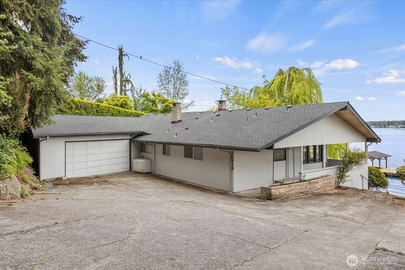 10918 Vernon Road
