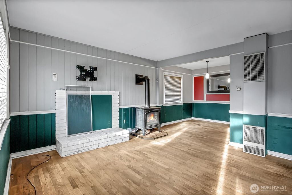 Photo of 1427 S 54th Street, Tacoma, WA 98408 (MLS # 2464258)