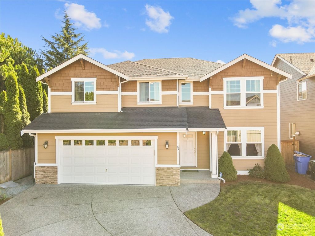 Photo of 11631 SE 266th Court, Kent, WA 98030 (MLS # 2295301)