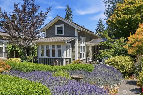 Photo of 317 N 160TH Place, Shoreline, WA 98133 (MLS # 2549732)