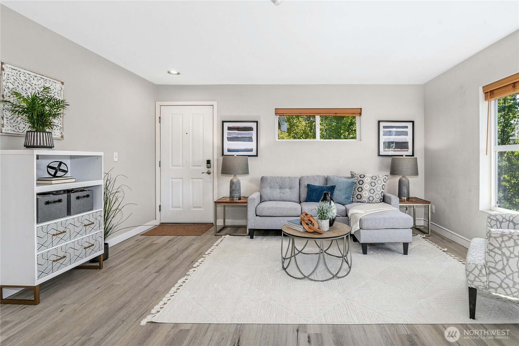1698 25th Place NE 304