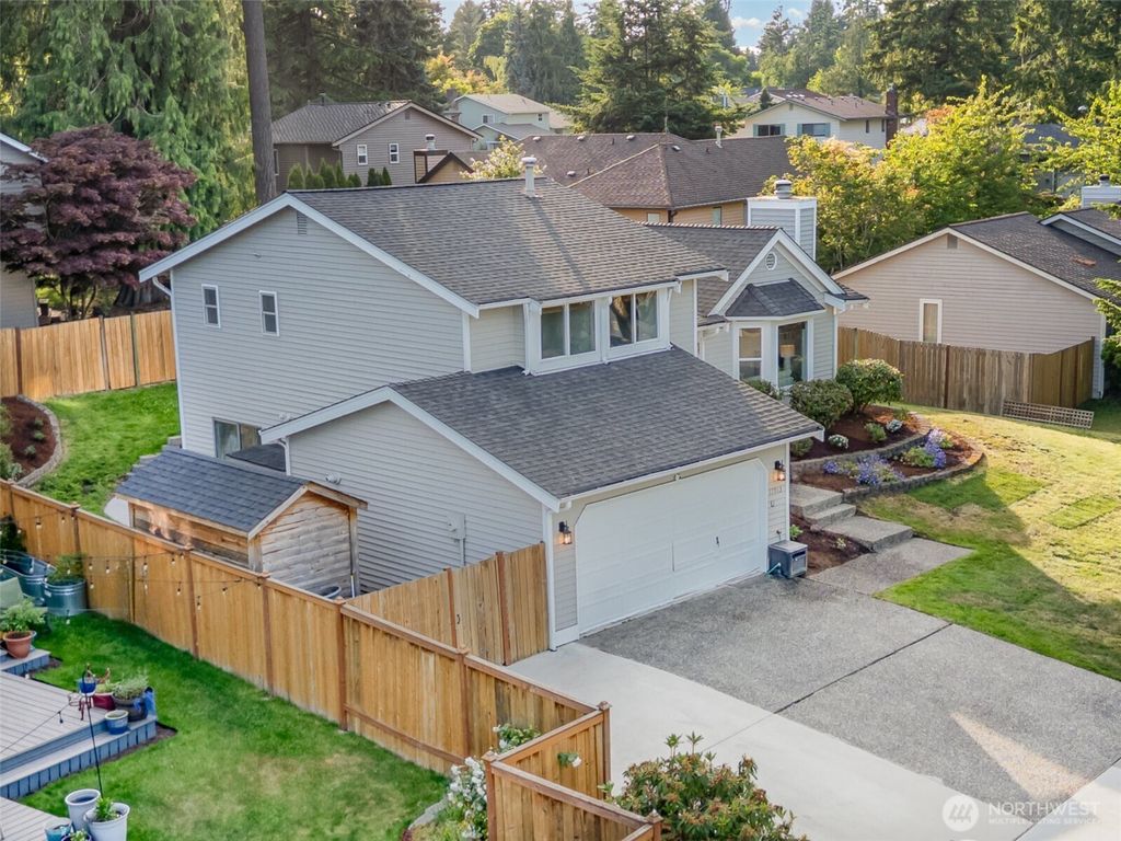 Photo of 17913 158th Pl SE Pl, Renton, WA 98058 (MLS # 2386782)
