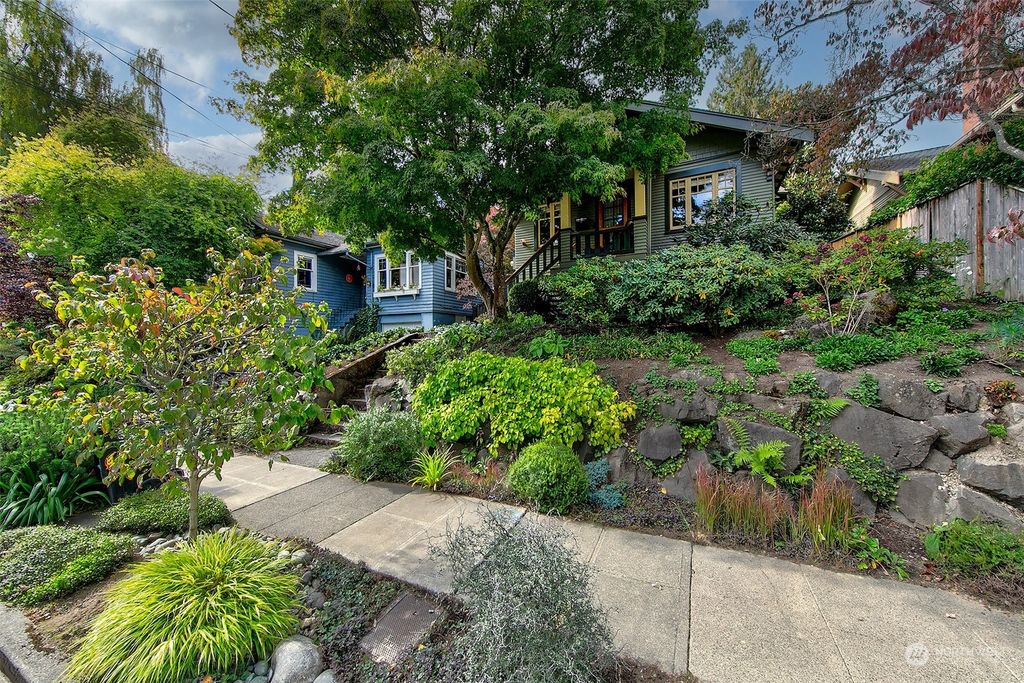 Photo of 1941 26th Avenue E, Seattle, WA 98112 (MLS # 2318230)