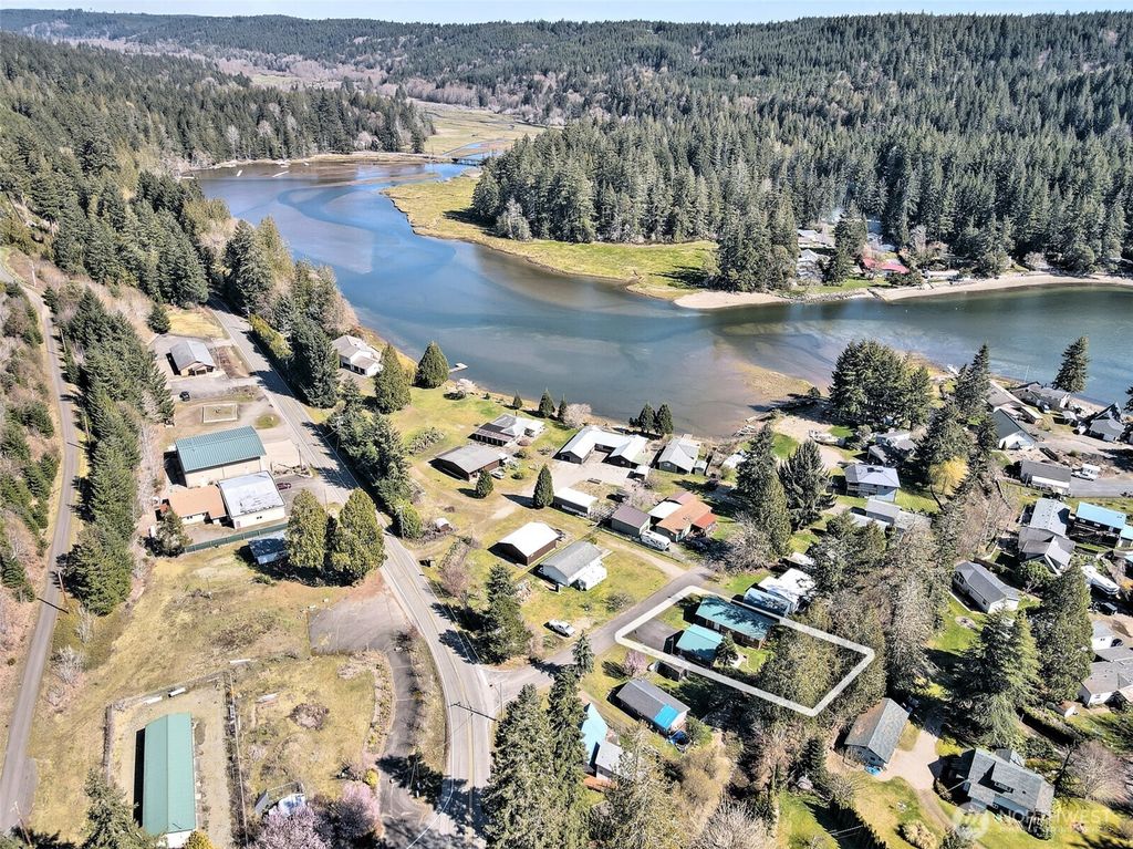 Photo of 30 NE Brook Place, Tahuya, WA 98588 (MLS # 2499134)