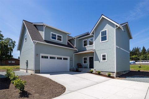 Photo of 2916 K Avenue AVE, Anacortes, WA 98221 (MLS # 2531718)