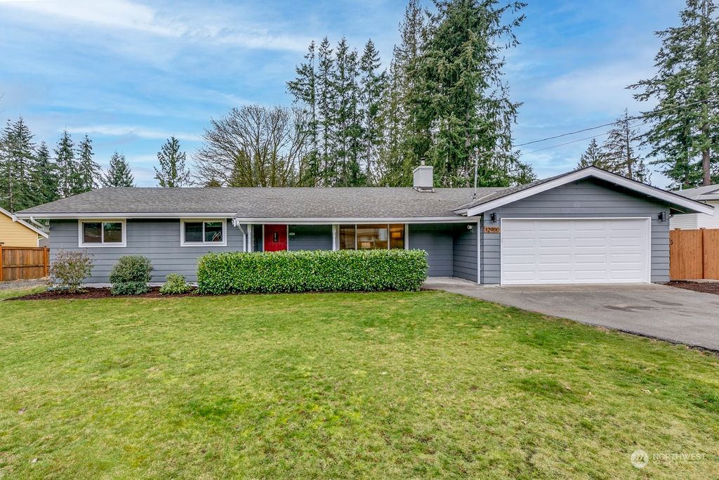Photo of 12900 Robinhood Lane, Snohomish, WA 98290 (MLS # 2329391)