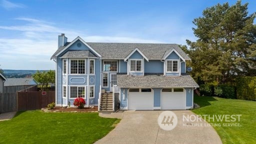 Photo of 7639 69th Street NE, Marysville, WA 98270 (MLS # 2228901)