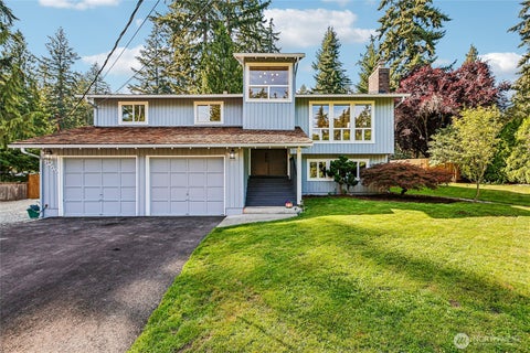 Photo of 13530 Meridian Avenue S, Everett, WA 98208 (MLS # 2580347)