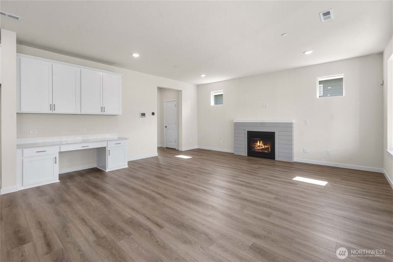 3951 Flat Top Drive