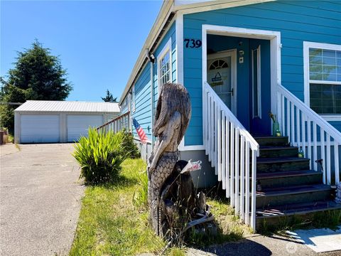739 Park Avenue NE Ocean Shores WA 98569