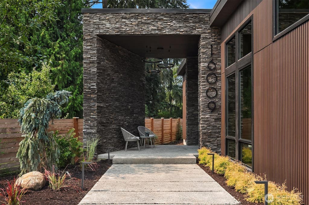 Photo of 16009 147th Place NE, Woodinville, WA 98033 (MLS # 2566531)