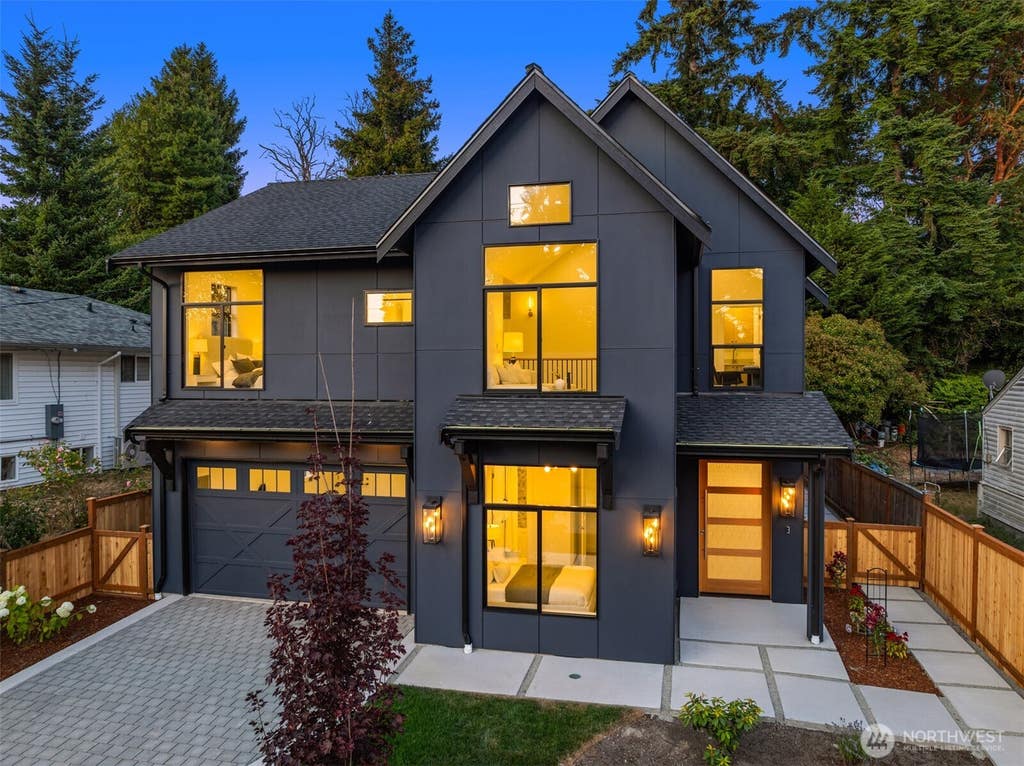 Photo of 3832 32nd Avenue W, Seattle, WA 98199 (MLS # 2540412)