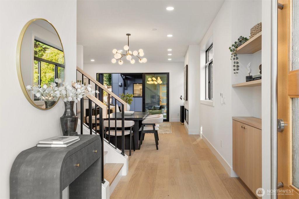 Photo of 3832 32nd Avenue W, Seattle, WA 98199 (MLS # 2540412)