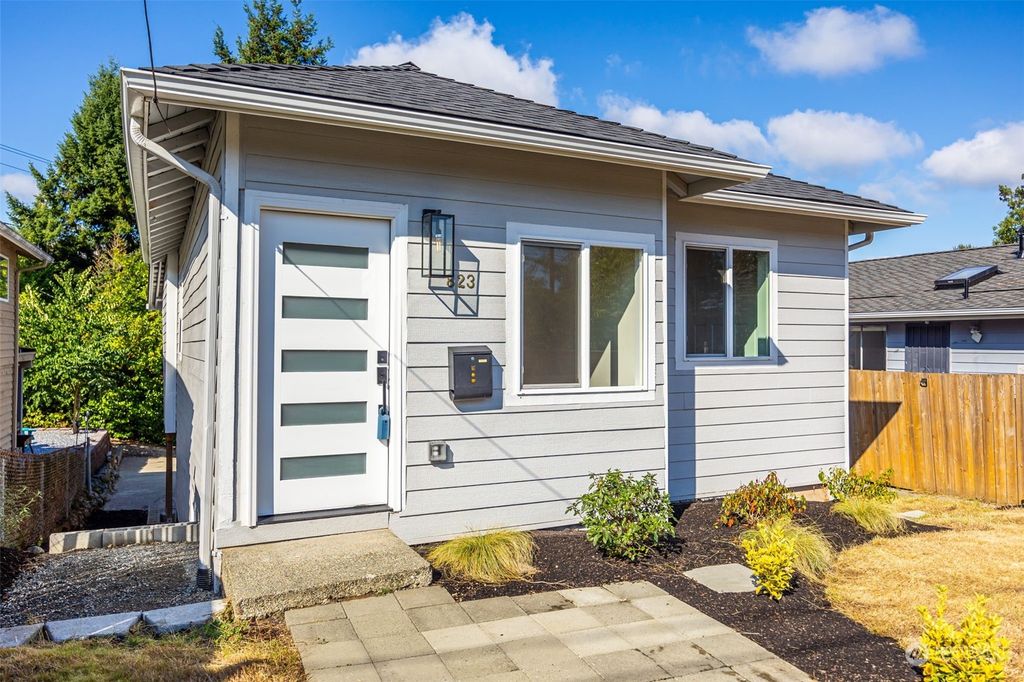 Photo of 9823 57th Avenue S, Seattle, WA 98118 (MLS # 2164024)