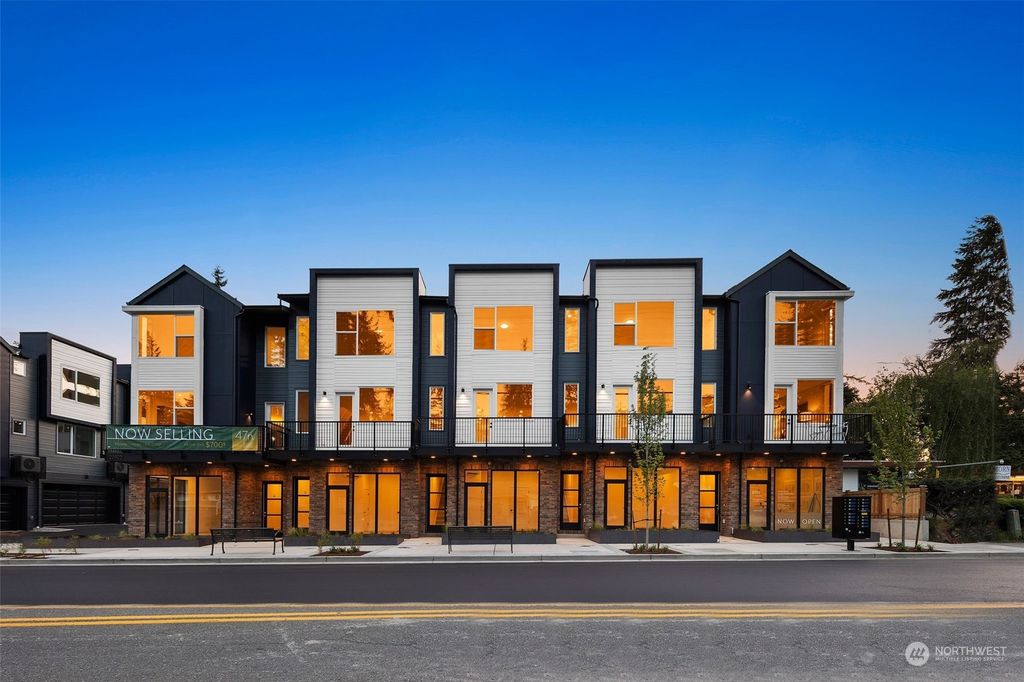 Photo of 22904 56th Avenue W #B, Mountlake Terrace, WA 98043 (MLS # 2156584)