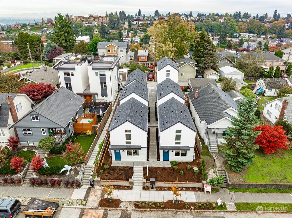 Photo of 5012 -C 42nd Avenue SW, Seattle, WA 98136 (MLS # 2174267)