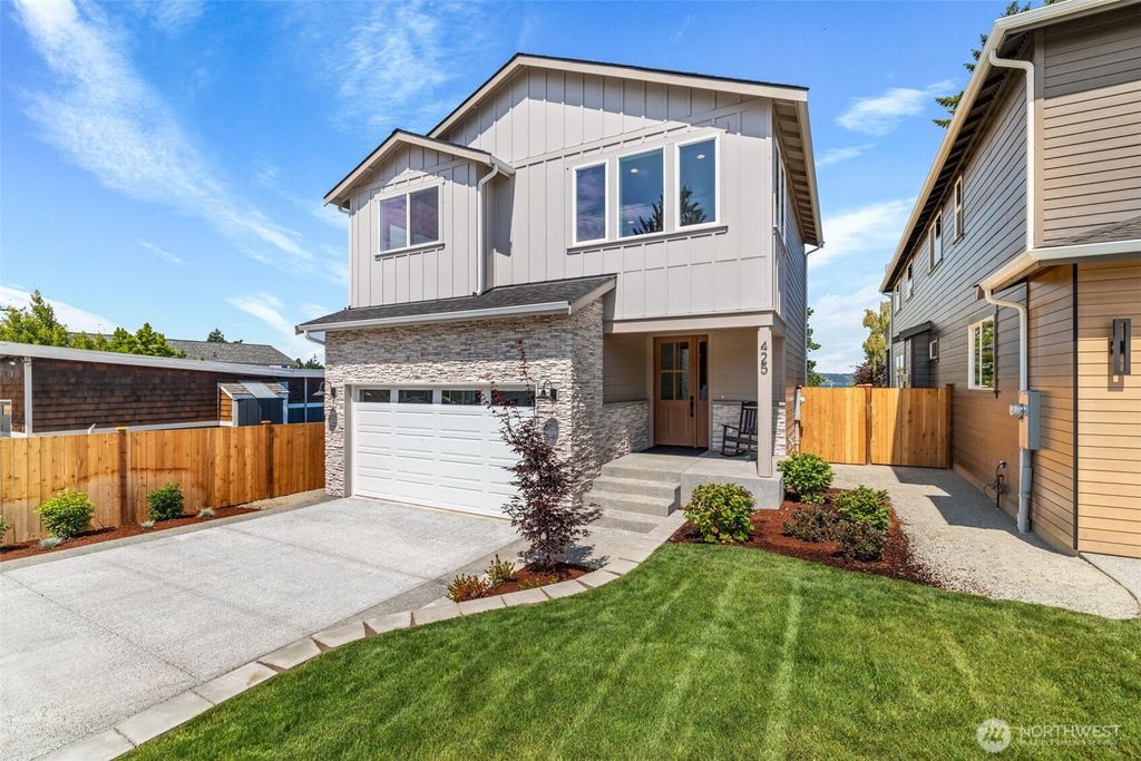 Photo of 425 Ton-A-Wan-Da Avenue NE, Tacoma, WA 98422 (MLS # 2479190)