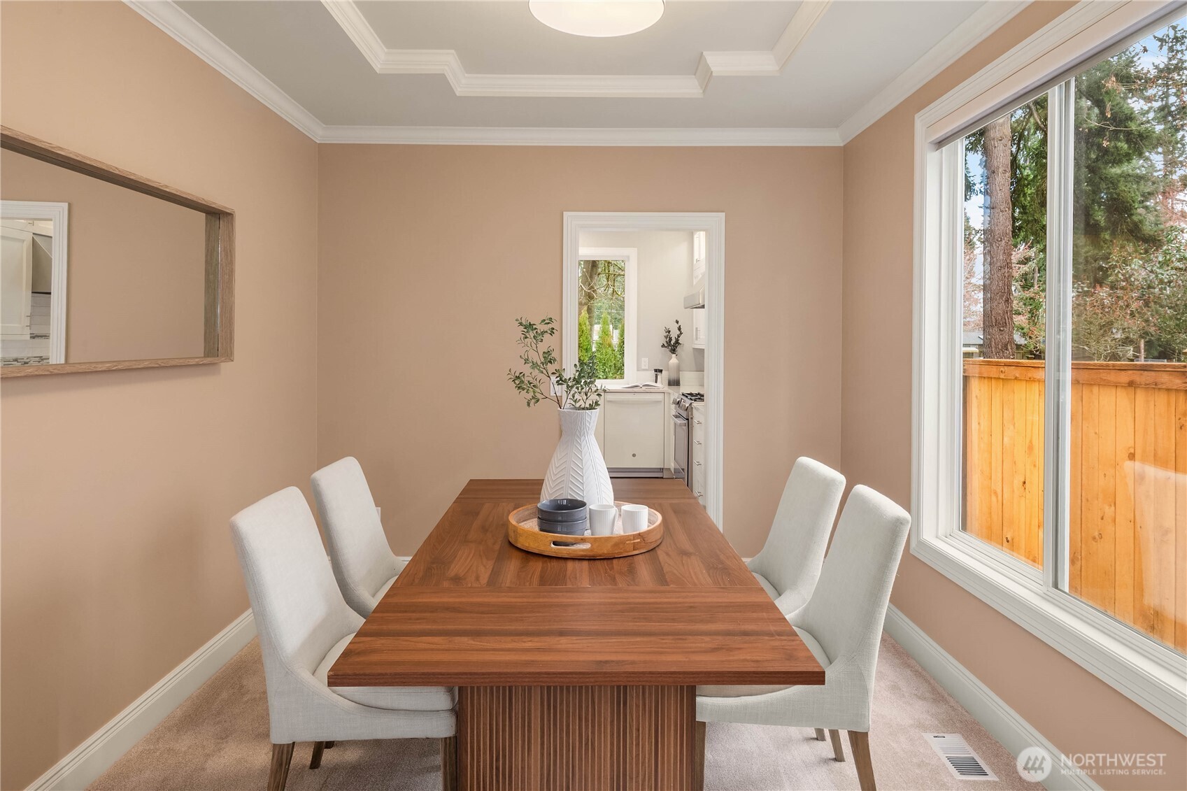 16651 Northup (private lane) Way