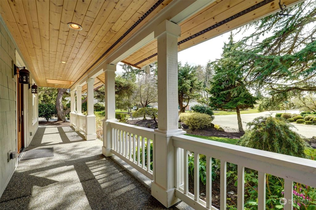 Photo of 36 Orcas Key, Bellevue, WA 98006 (MLS # 2056997)