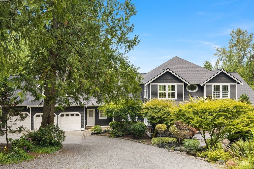Photo of 26218 SE Old Black Nugget Road, Issaquah, WA 98029 (MLS # 2556880)