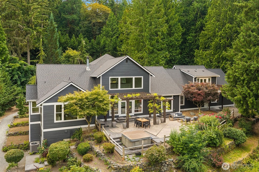 Photo of 26218 SE Old Black Nugget Road, Issaquah, WA 98029 (MLS # 2556880)