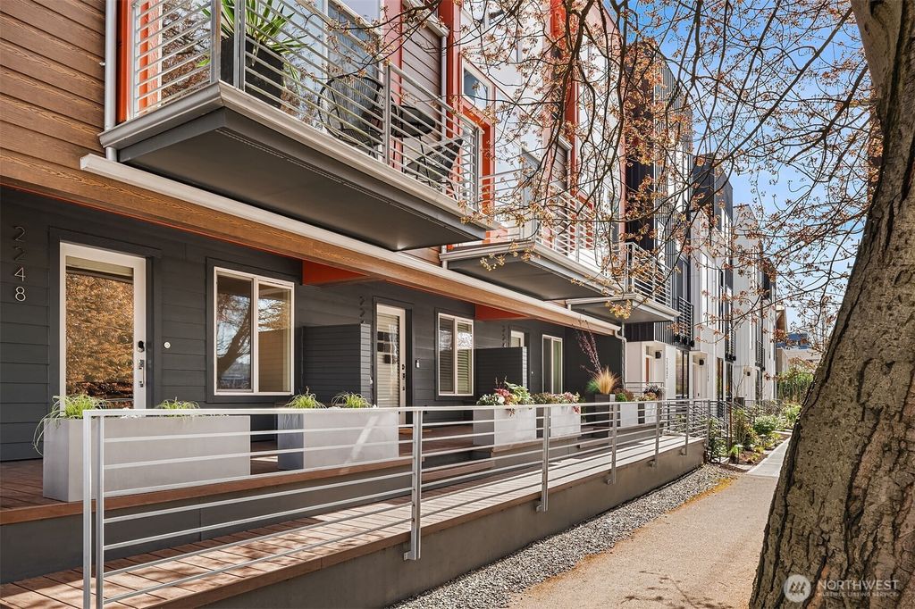 Photo of 2248 Fairview Avenue E, Seattle, WA 98102 (MLS # 2357115)