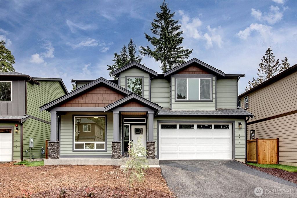 Photo of 10675 SE 170th Place, Renton, WA 98055 (MLS # 2528081)