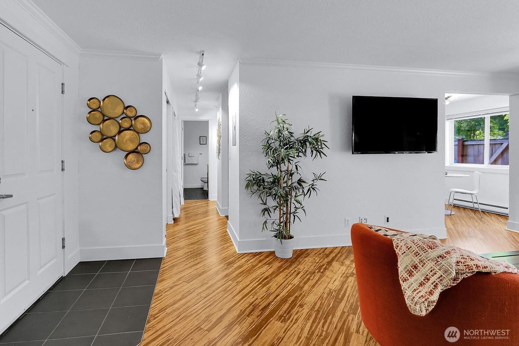 Photo of 939 N 101st Street #101, Seattle, WA 98133 (MLS # 2411020)