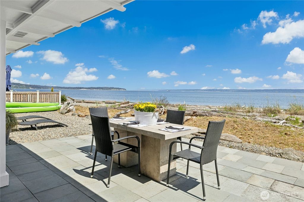Photo of 15628 Point Monroe Drive NE, Bainbridge Island, WA 98110 (MLS # 2501860)