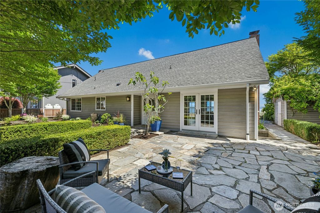 Photo of 15628 Point Monroe Drive NE, Bainbridge Island, WA 98110 (MLS # 2501860)