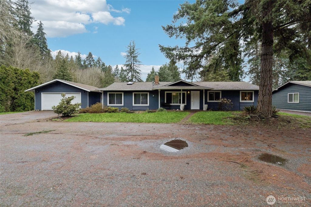 Photo of 20911 W Richmond Road, Bothell, WA 98021 (MLS # 2468048)