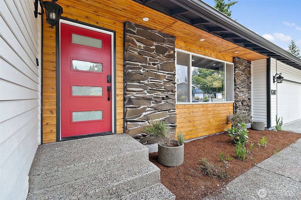 Photo of 6347 121st Avenue SE, Bellevue, WA 98006 (MLS # 2428518)