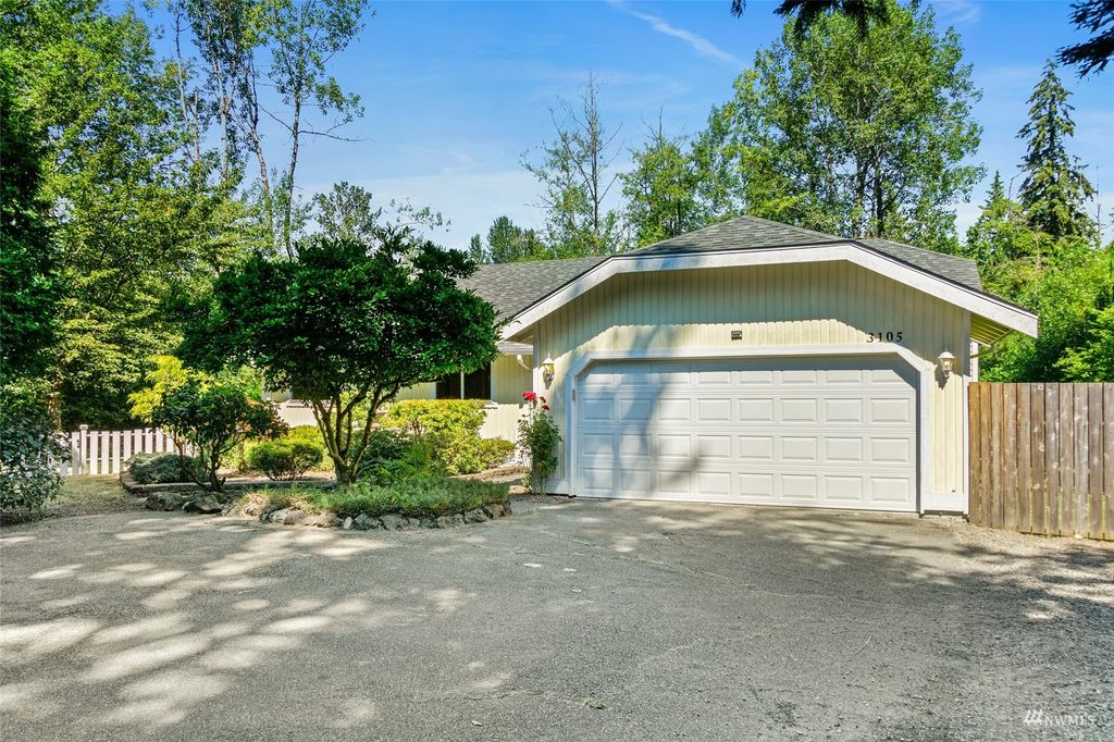Photo of 3105 Alaska Road, Brier, WA 98036 (MLS # 1976564)