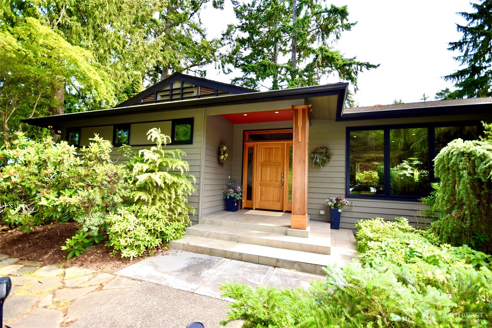 133 Fairway Place