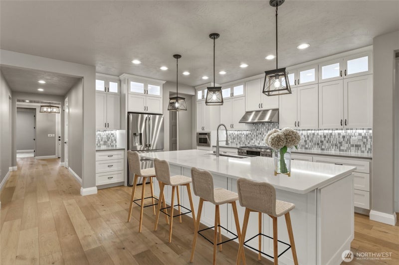 10 NE Alpine Drive