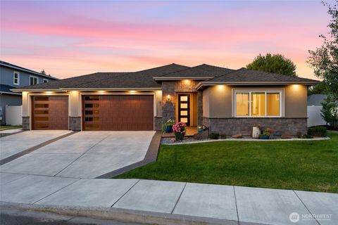 Photo of 10 NE Alpine Drive, College Place, WA 99324 (MLS # 2548060)