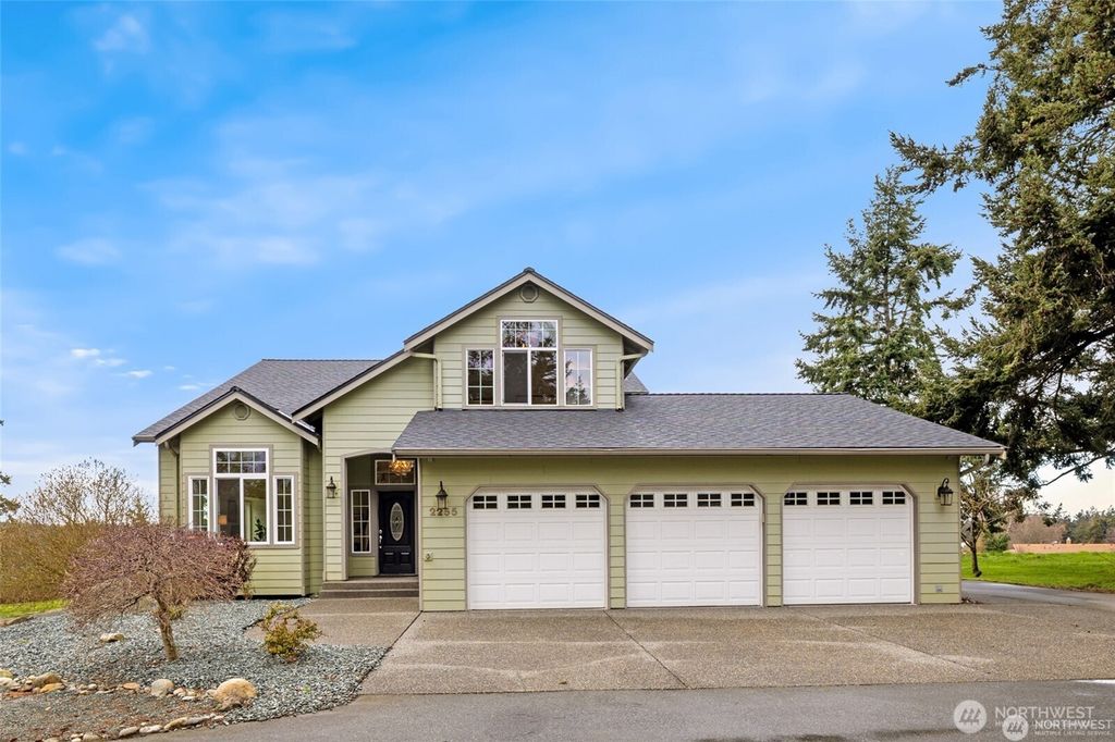Photo of 2255 Aviator Lane, Oak Harbor, WA 98277 (MLS # 2526655)