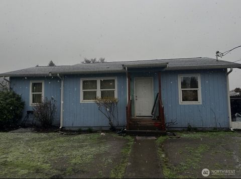 Photo of 103 M Street SE, Auburn, WA 98002 (MLS # 2493537)