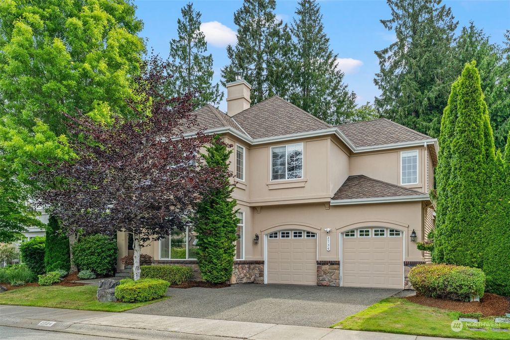 Photo of 2734 206th Terrace NE, Sammamish, WA 98074 (MLS # 2129054)