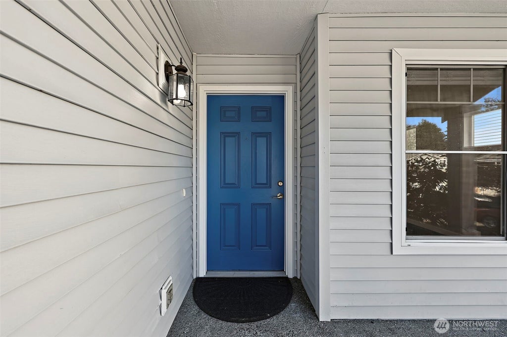 Photo of 5137 S 303rd Place, Auburn, WA 98001 (MLS # 2585363)