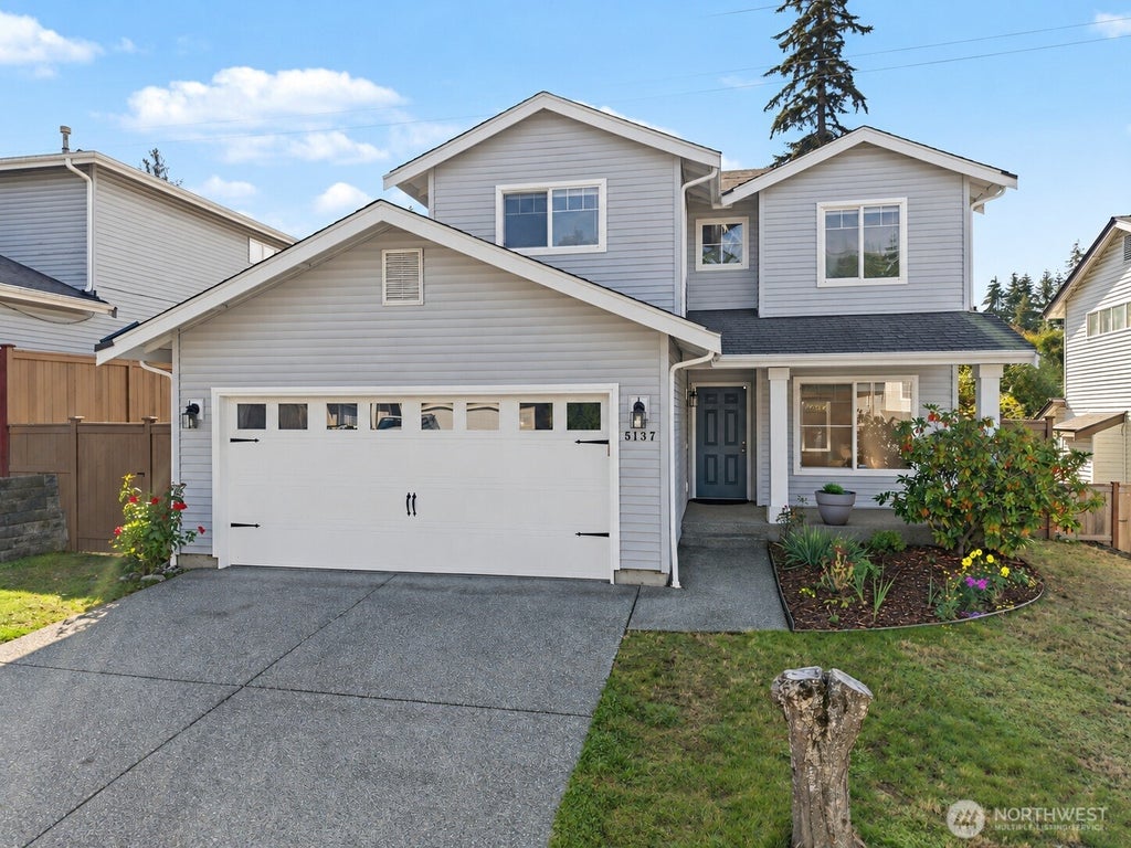 Photo of 5137 S 303rd Place, Auburn, WA 98001 (MLS # 2585363)