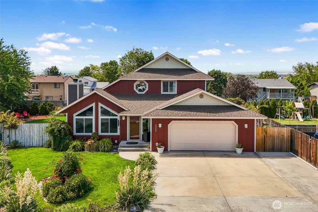 Photo of 2226 S Belair Drive, Moses Lake, WA 98837 (MLS # 2548511)